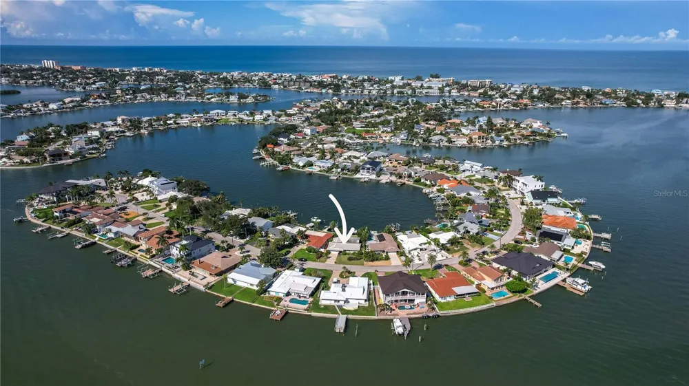 513 HARBOR DRIVE Indian Rocks Beach, FL 33785