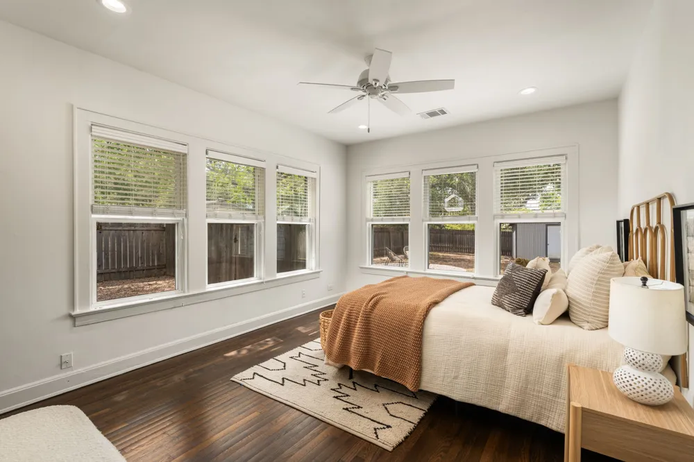 1612 Travis Heights Boulevard Austin, TX 78704