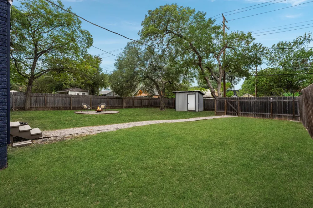 1612 Travis Heights Boulevard Austin, TX 78704