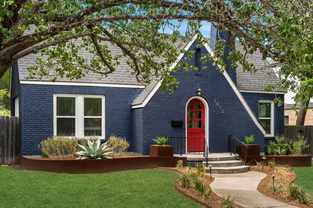1612 Travis Heights Boulevard Austin, TX 78704