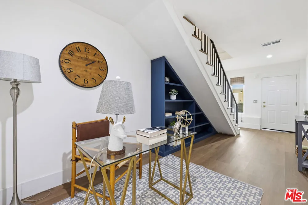 4164 Tujunga Avenue #103 Studio City, CA 91604