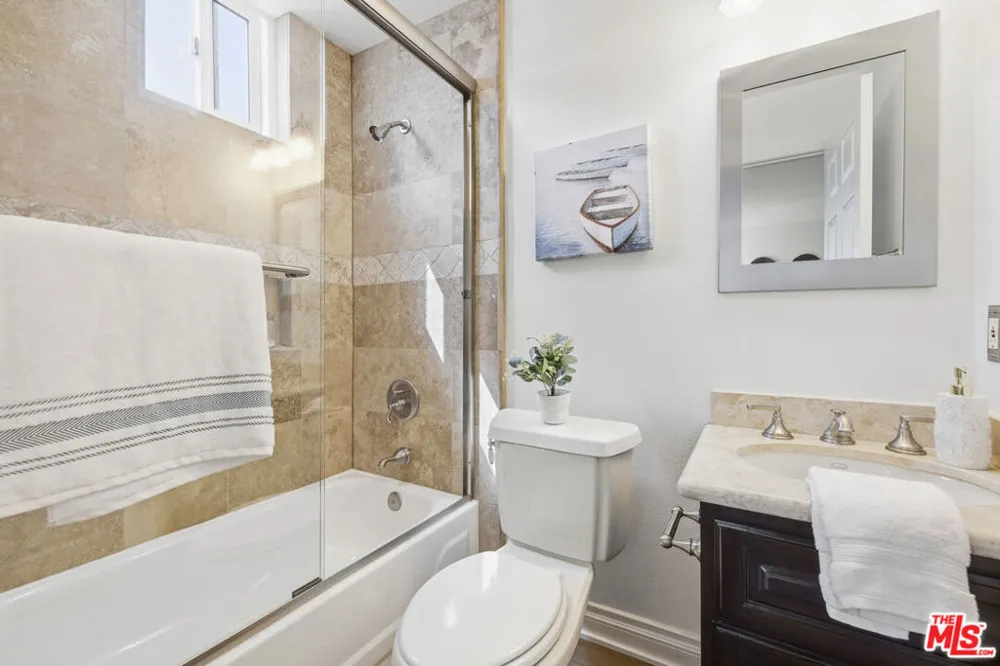4164 Tujunga Avenue #103 Studio City, CA 91604