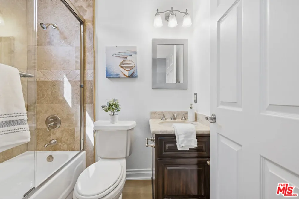 4164 Tujunga Avenue #103 Studio City, CA 91604