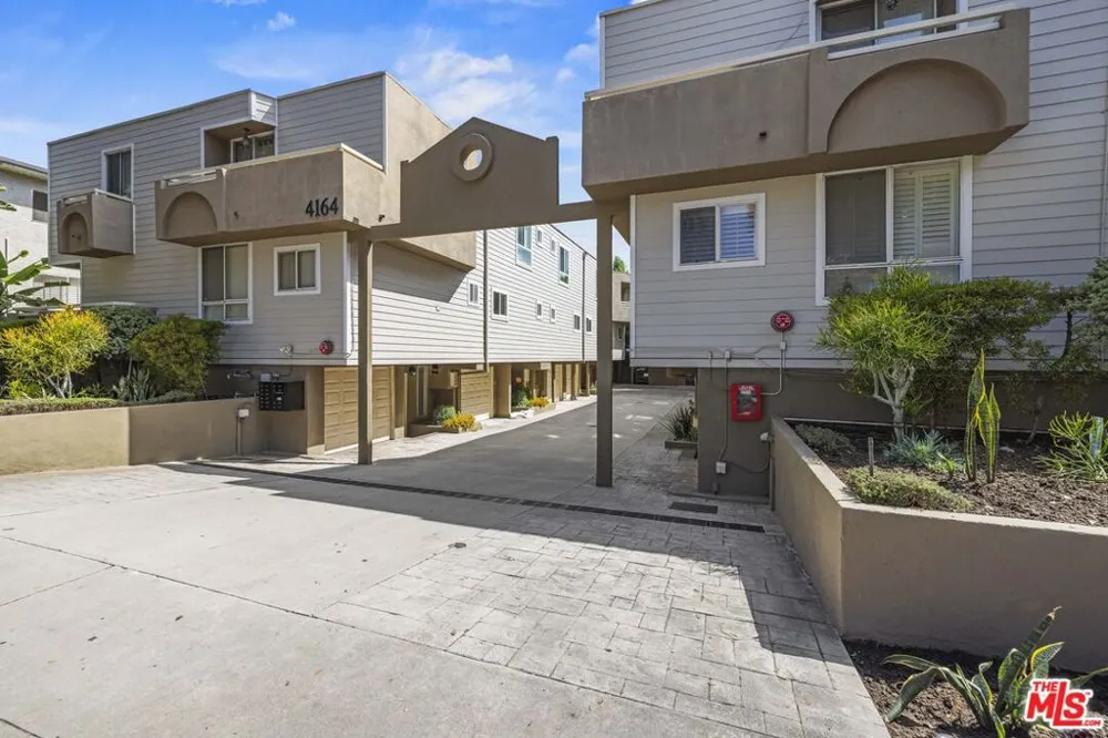 4164 Tujunga Avenue #103 Studio City, CA 91604