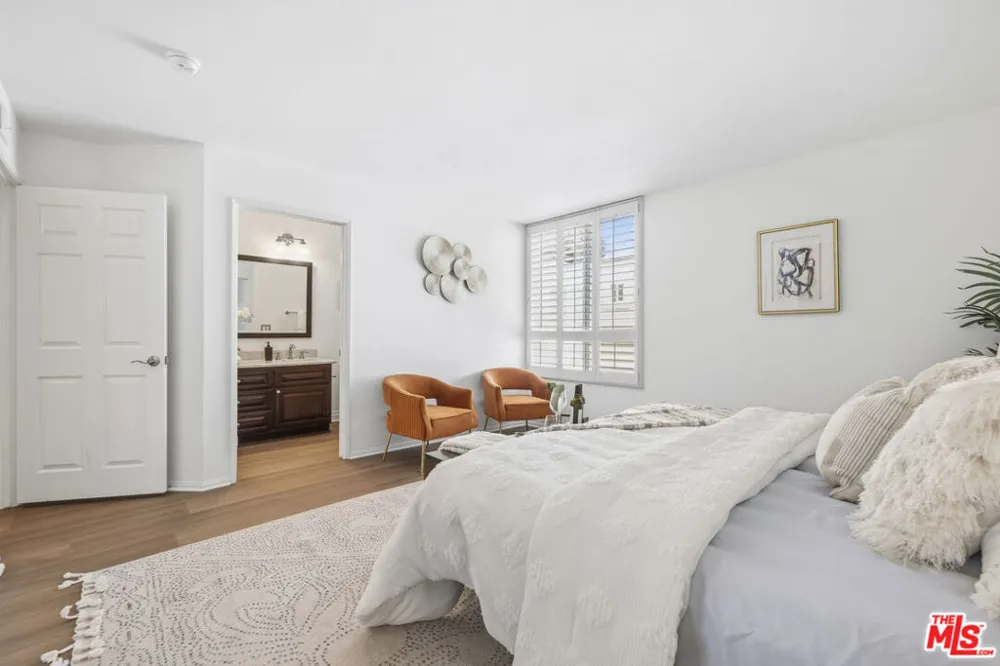 4164 Tujunga Avenue #103 Studio City, CA 91604
