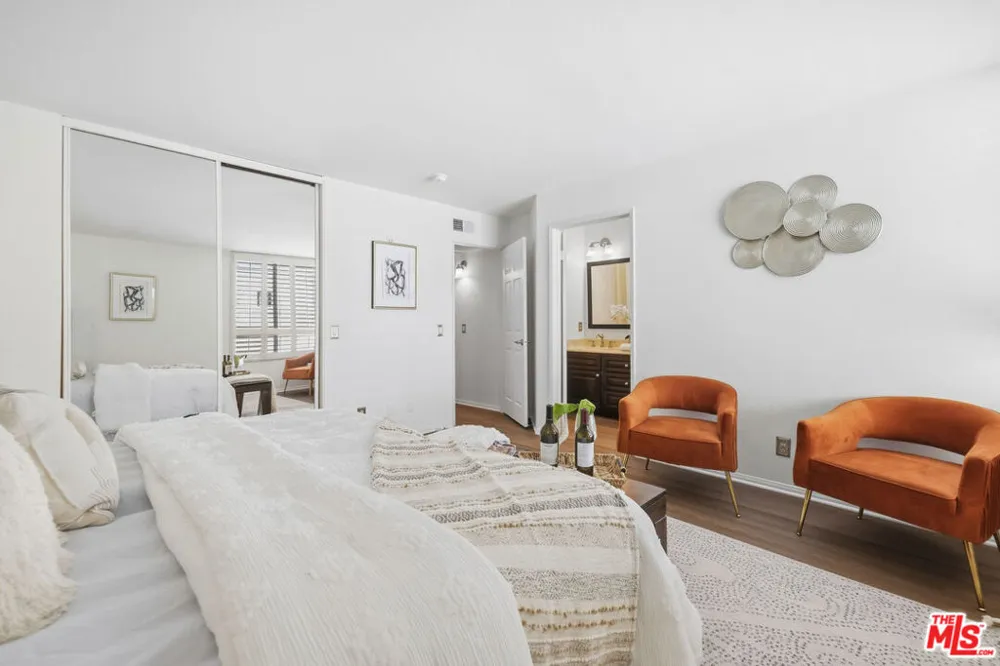 4164 Tujunga Avenue #103 Studio City, CA 91604