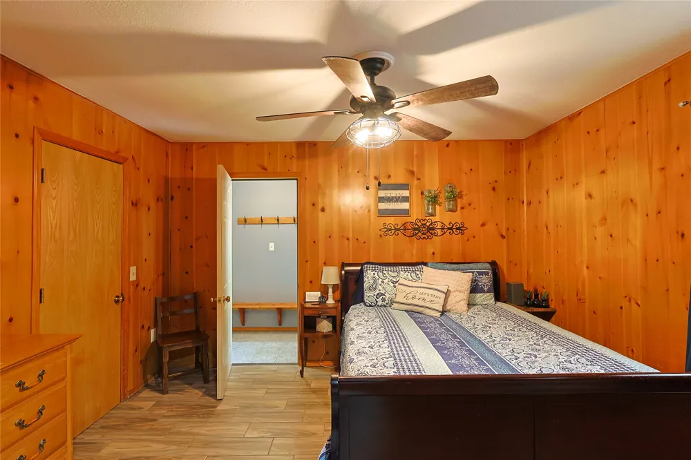 121922 S 4109 ROAD Eufaula, OK 74432