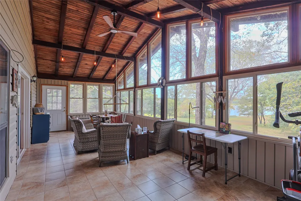121922 S 4109 ROAD Eufaula, OK 74432
