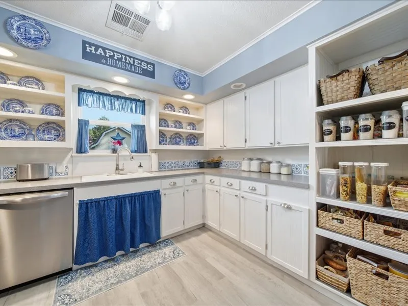 32755 S Highland Drive Inola, OK 74036