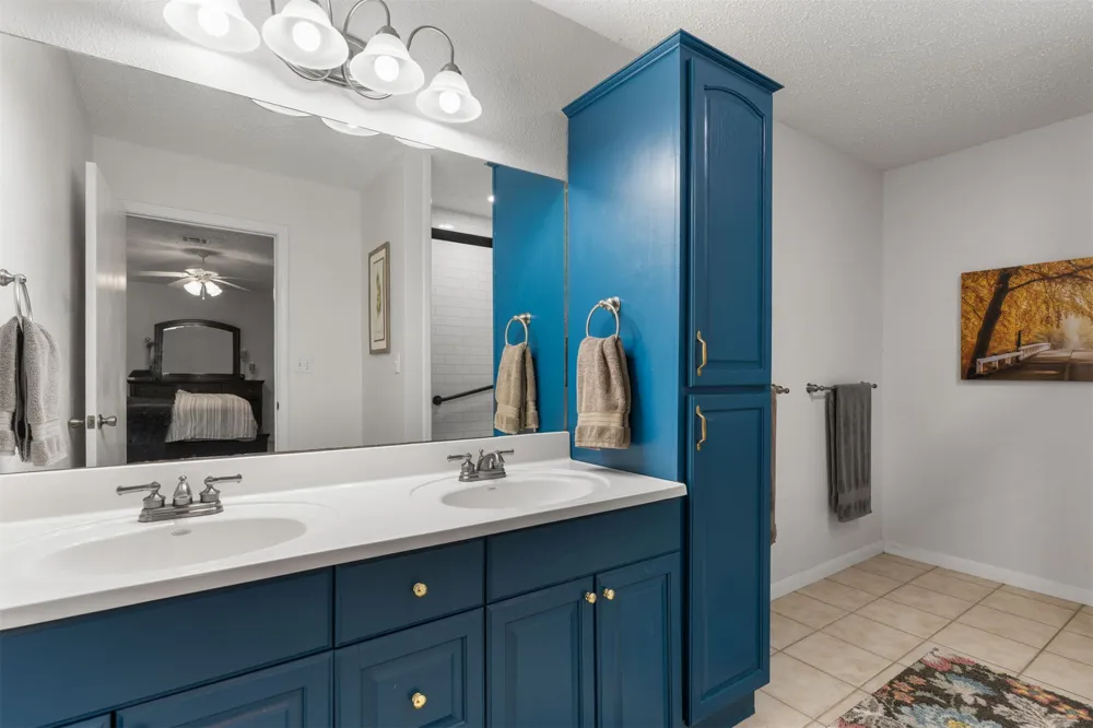 1520 S Lynn Lane Road Tulsa, OK 74108