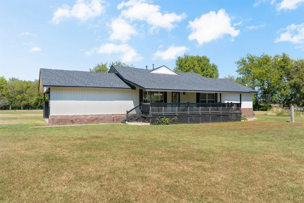 1520 S Lynn Lane Road Tulsa, OK 74108