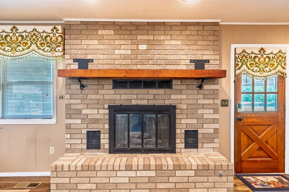 12502 County Road 3570 Ada, OK 74820