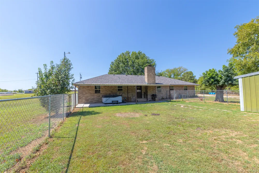 12502 County Road 3570 Ada, OK 74820