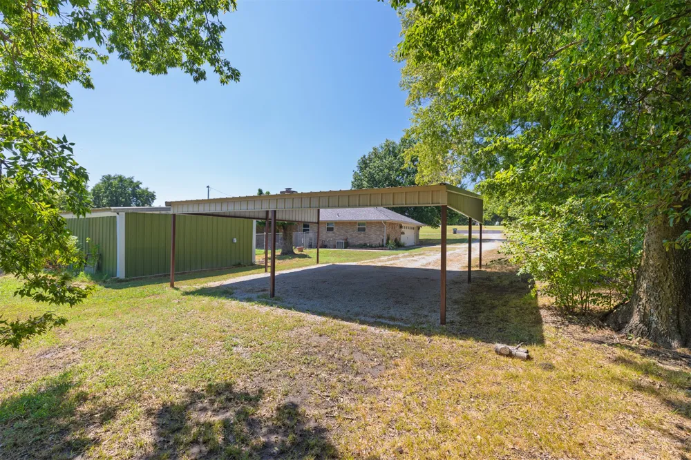 12502 County Road 3570 Ada, OK 74820