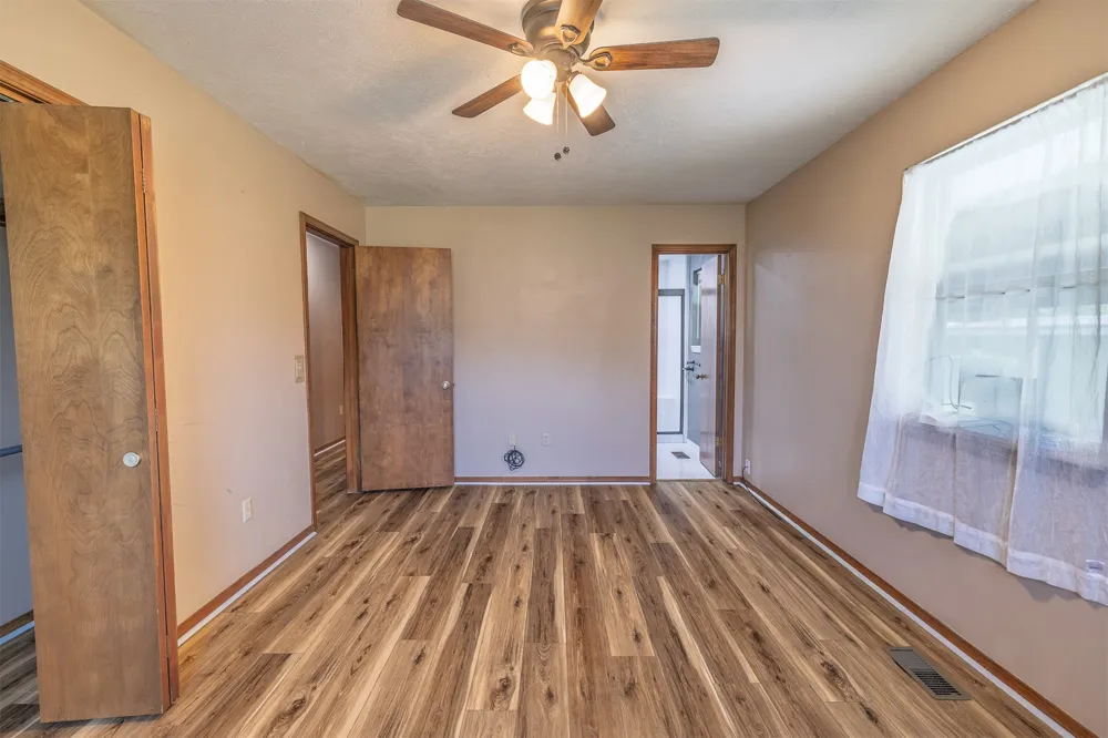 12502 County Road 3570 Ada, OK 74820