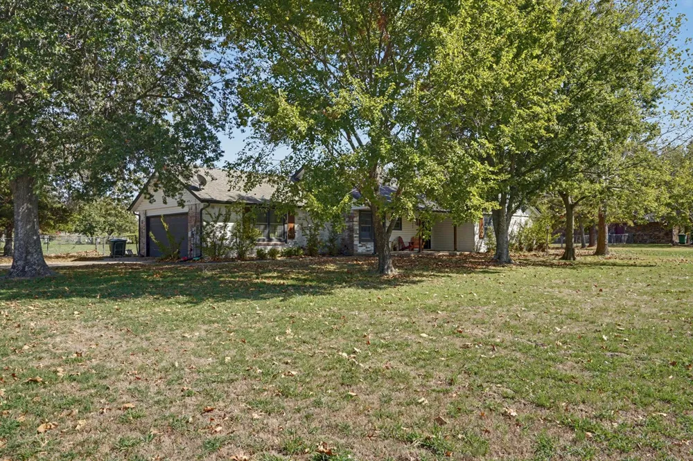9711 S 236th East EastAvenue Broken Arrow, OK 74014