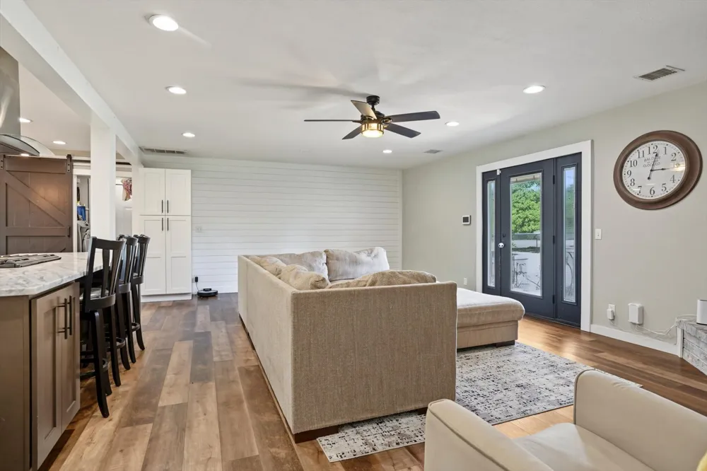 9711 S 236th East EastAvenue Broken Arrow, OK 74014