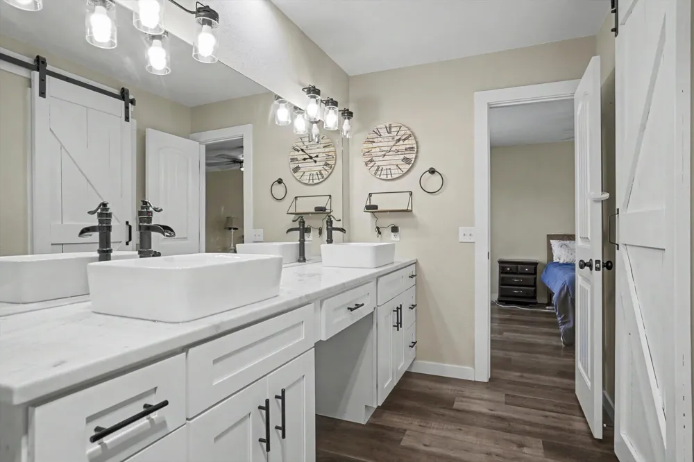 9711 S 236th East EastAvenue Broken Arrow, OK 74014