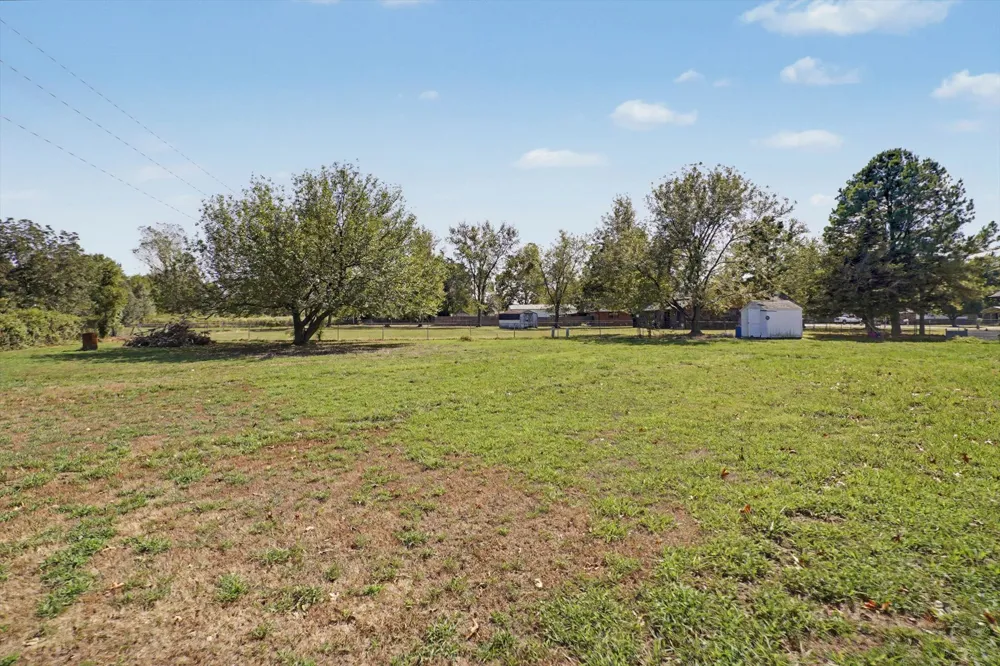 9711 S 236th East EastAvenue Broken Arrow, OK 74014