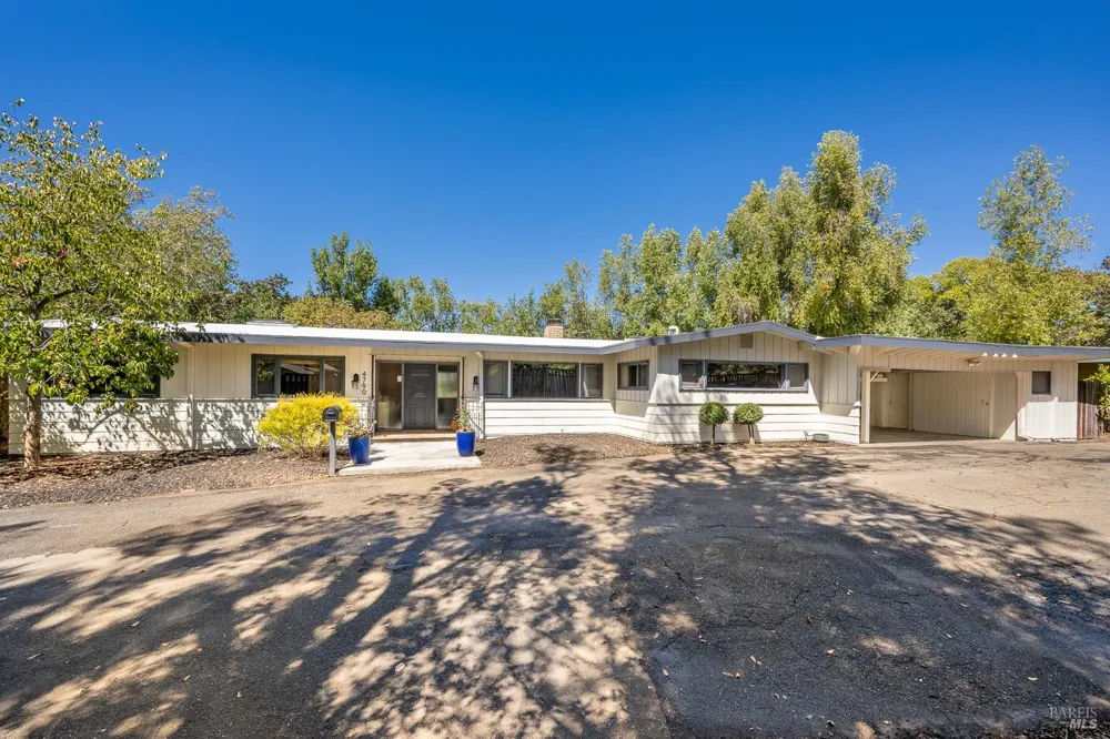4790 Montgomery Lane Santa Rosa, CA 95409