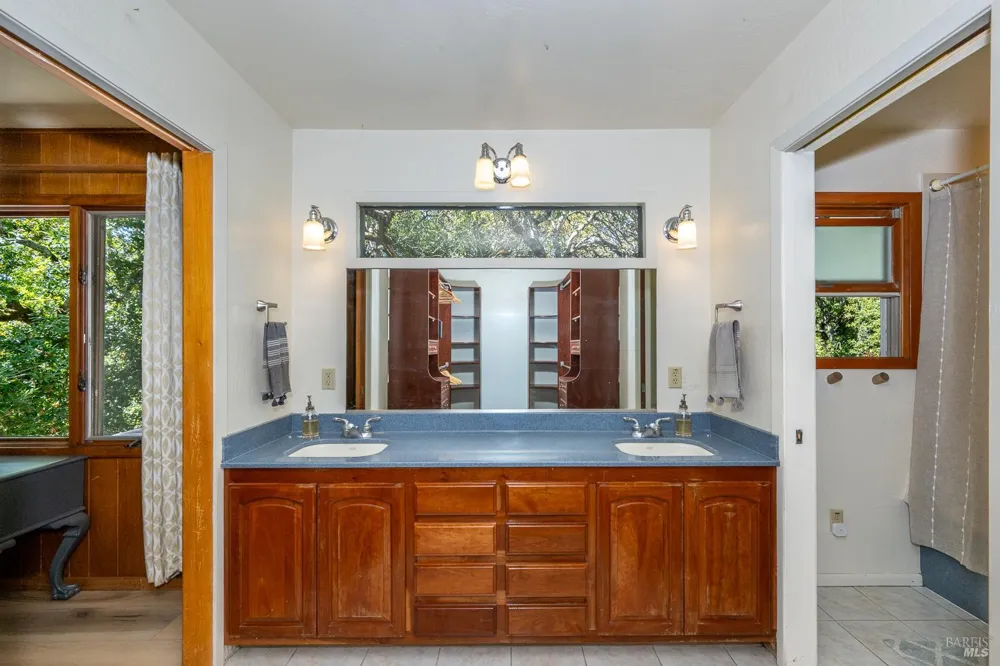 4790 Montgomery Lane Santa Rosa, CA 95409