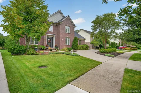 432 E Canford Park