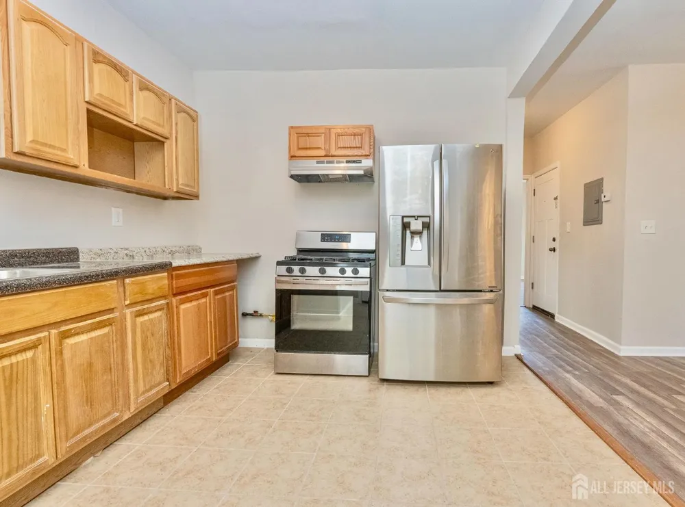186 17th Street #1 East Orange, NJ 07017