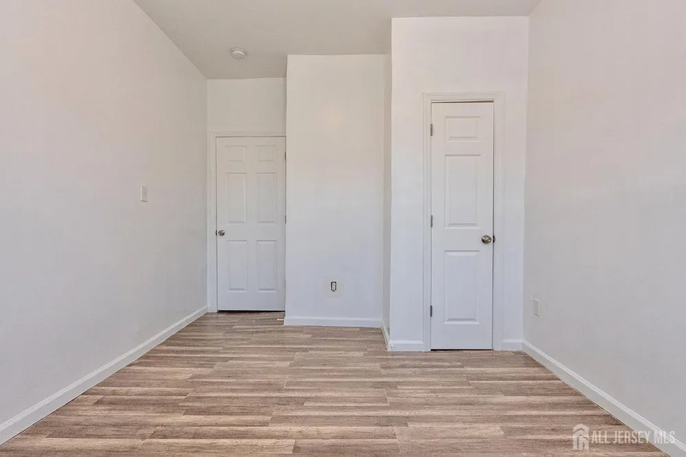 186 17th Street #2 East Orange, NJ 07017