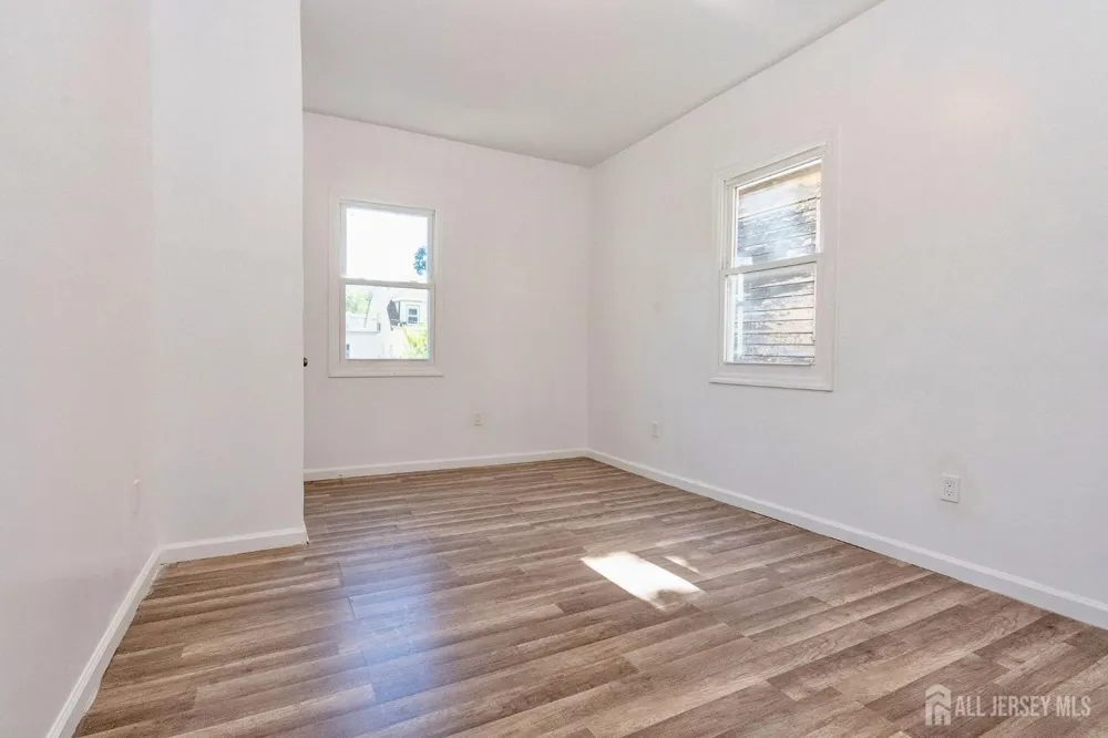 186 17th Street #2 East Orange, NJ 07017