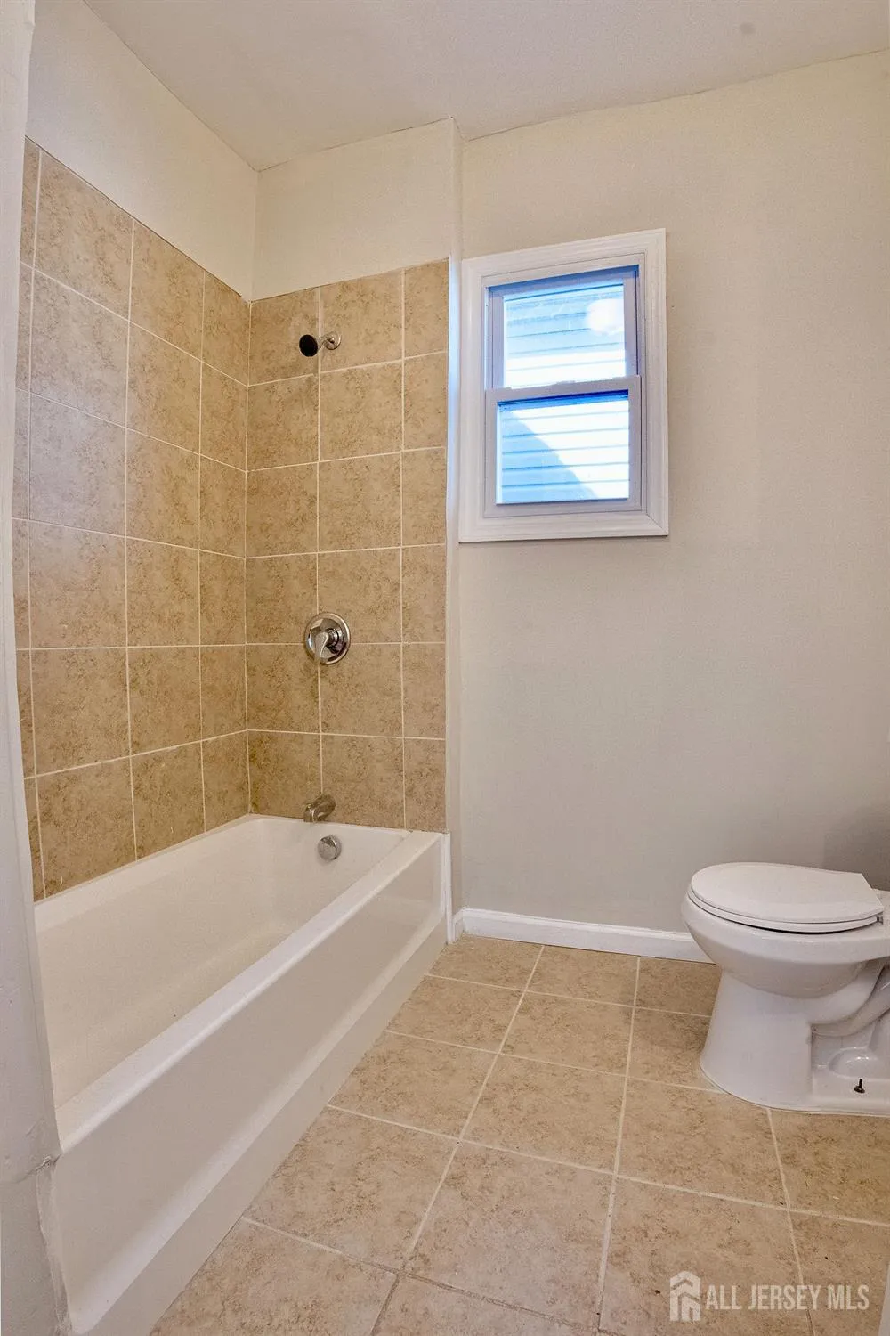 186 17th Street #2 East Orange, NJ 07017