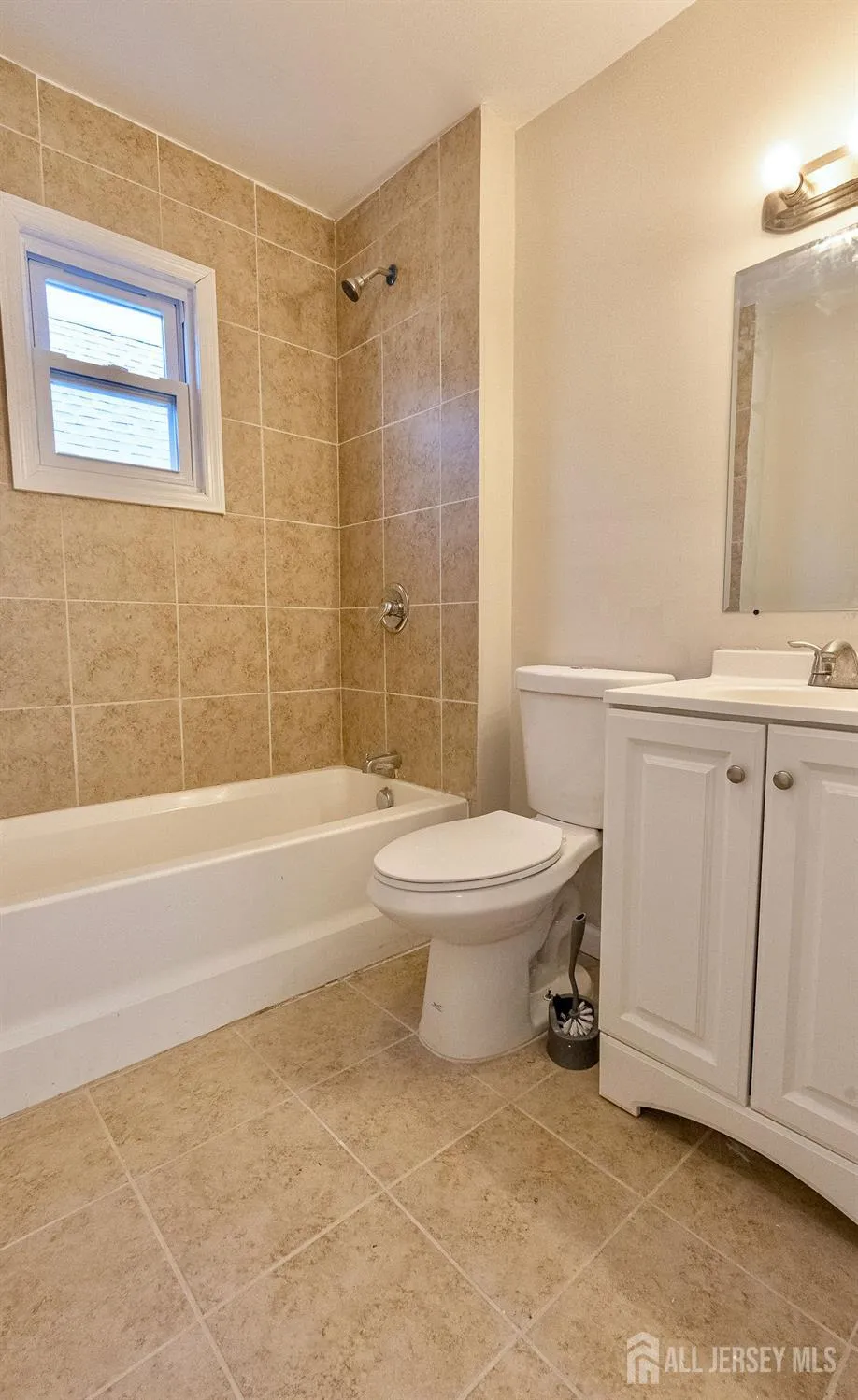 186 17th Street #2 East Orange, NJ 07017