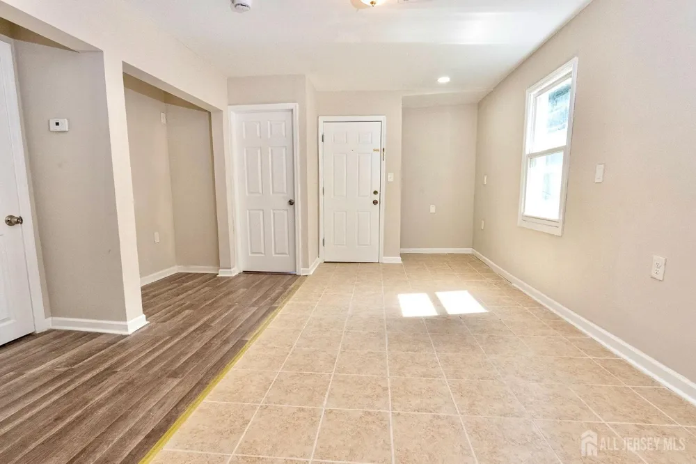 186 17th Street #2 East Orange, NJ 07017