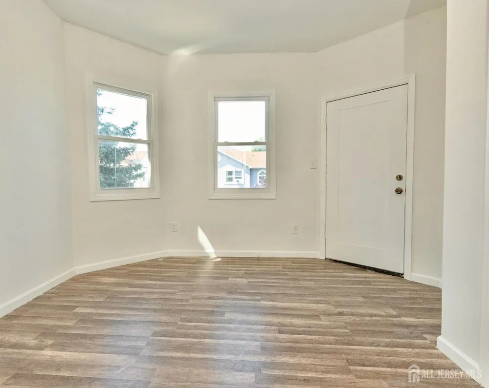 186 17th Street #2 East Orange, NJ 07017