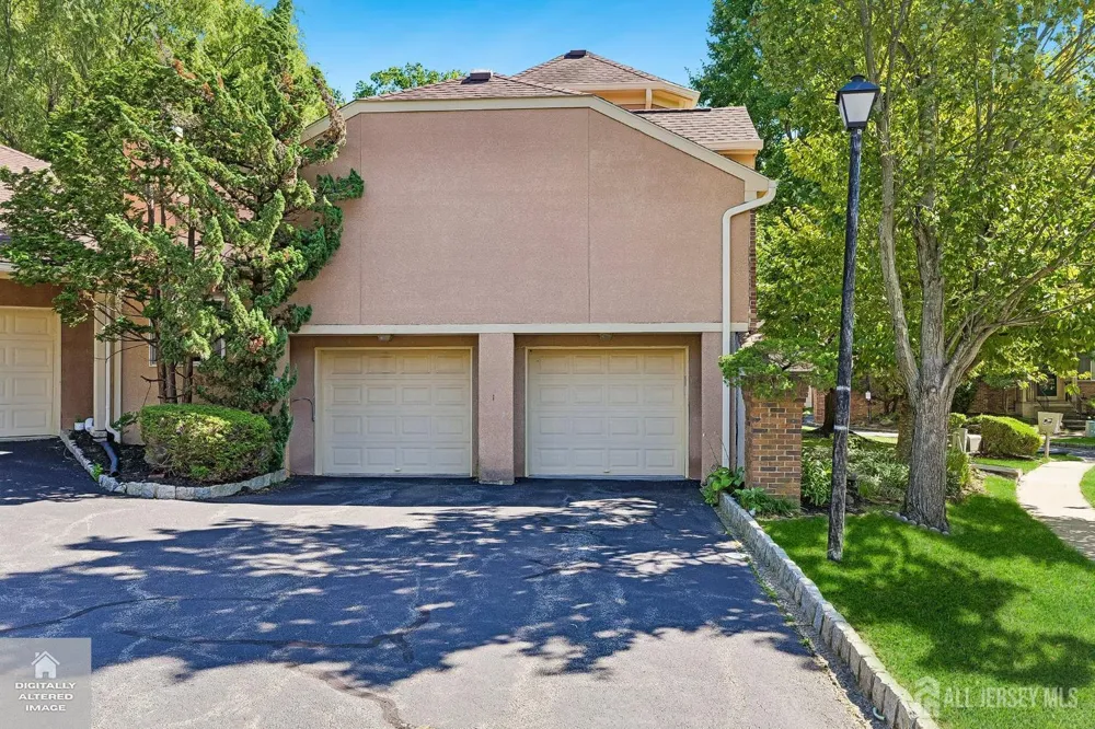 112 Kingsland Circle South Brunswick, NJ 08852