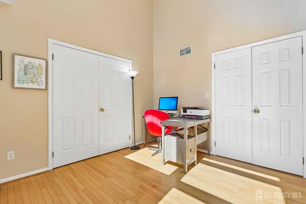 112 Kingsland Circle South Brunswick, NJ 08852