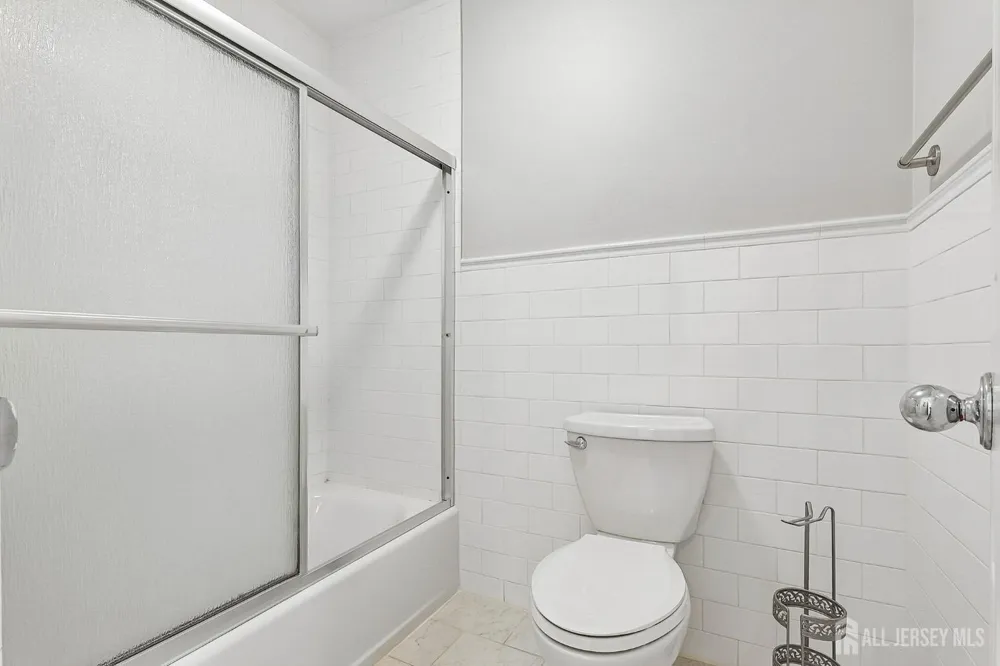 112 Kingsland Circle South Brunswick, NJ 08852