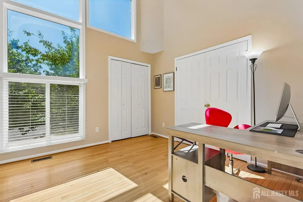 112 Kingsland Circle South Brunswick, NJ 08852