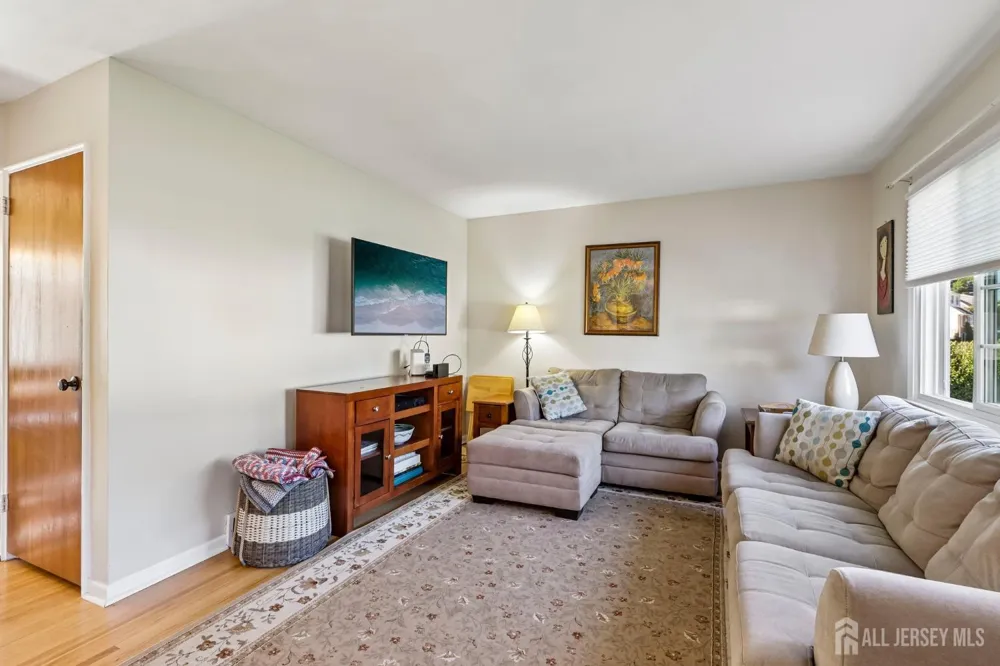 13 Highview Road East Brunswick, NJ 08816