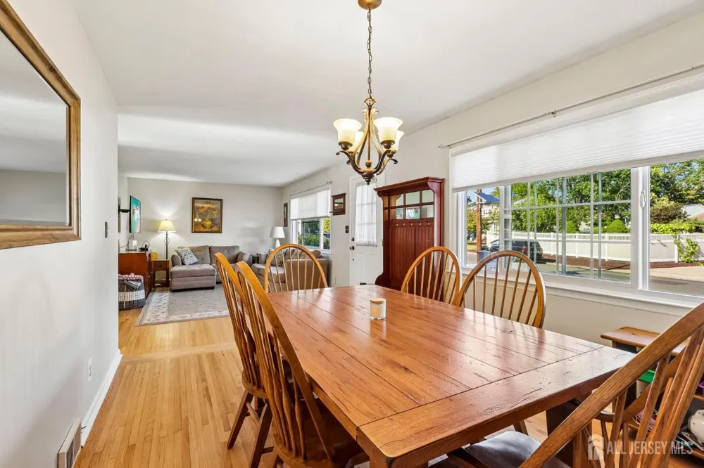 13 Highview Road East Brunswick, NJ 08816