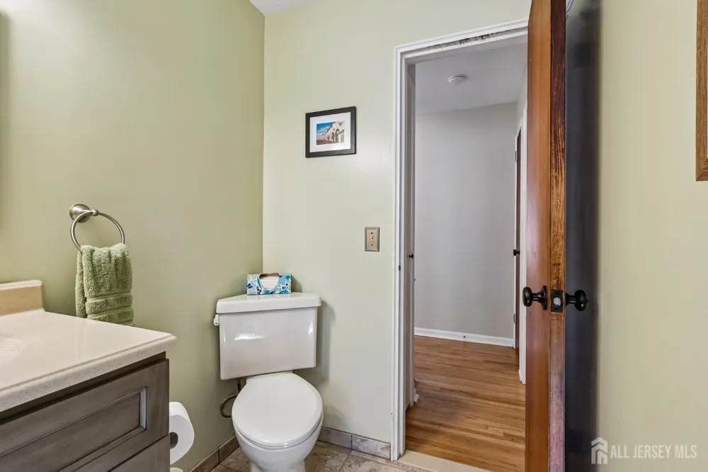13 Highview Road East Brunswick, NJ 08816