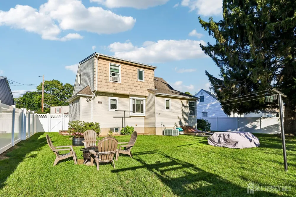 13 Highview Road East Brunswick, NJ 08816