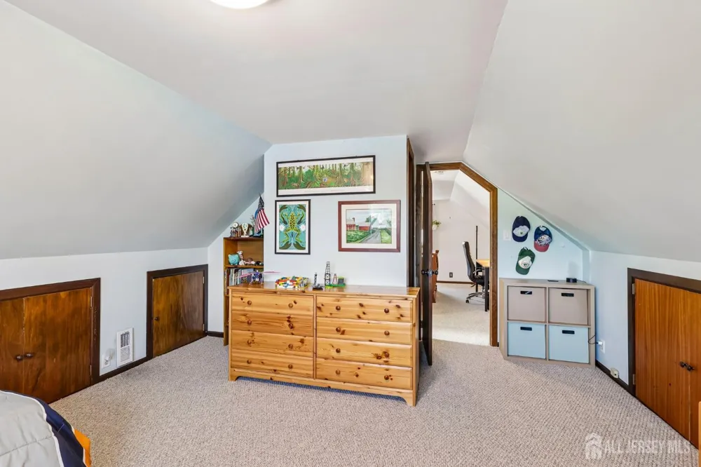 13 Highview Road East Brunswick, NJ 08816