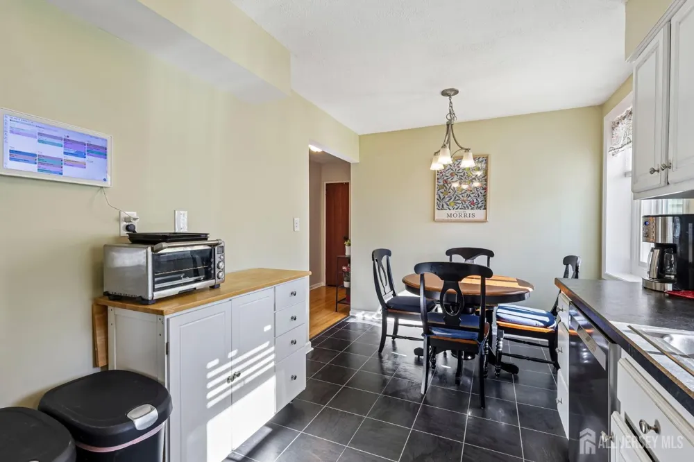 13 Highview Road East Brunswick, NJ 08816