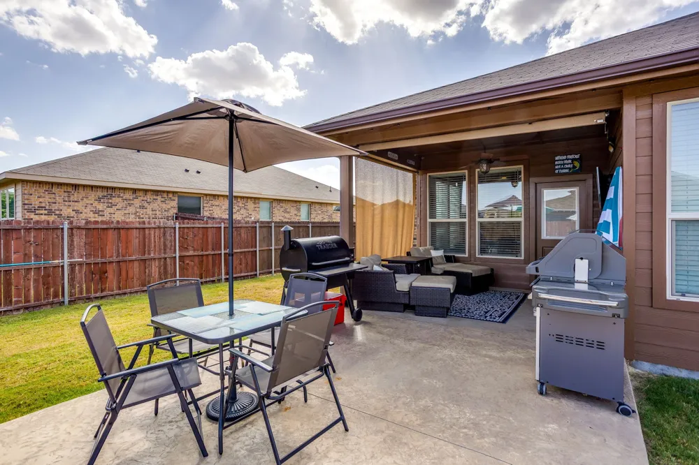 432 Windsail Lane Azle, TX 76020