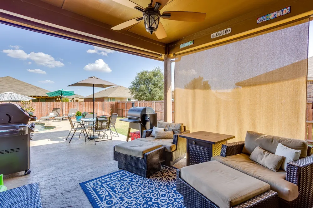 432 Windsail Lane Azle, TX 76020