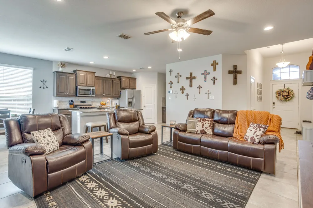 432 Windsail Lane Azle, TX 76020