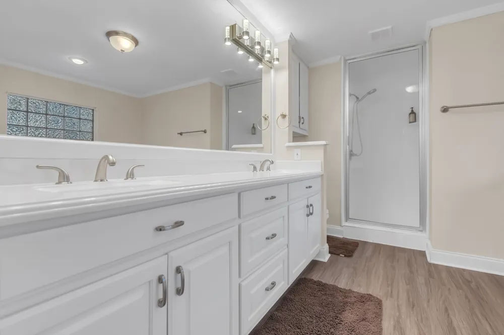 2225 Ridgedale Drive Arlington, TX 76013