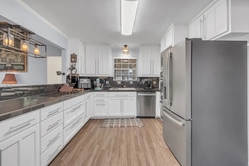 2225 Ridgedale Drive Arlington, TX 76013