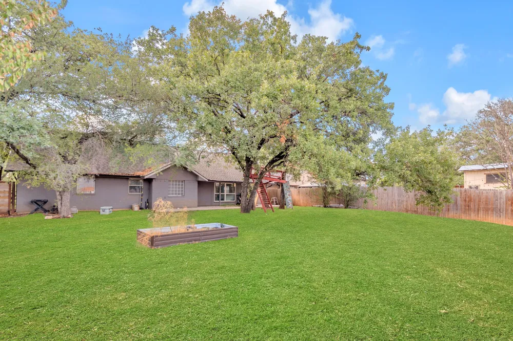 2225 Ridgedale Drive Arlington, TX 76013