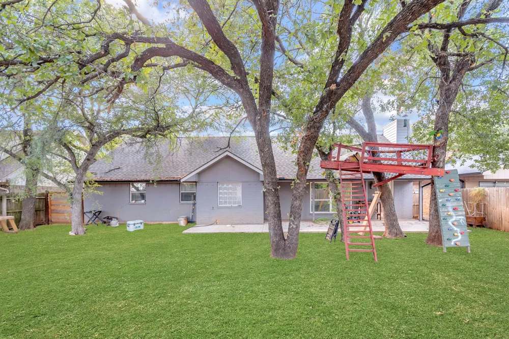 2225 Ridgedale Drive Arlington, TX 76013